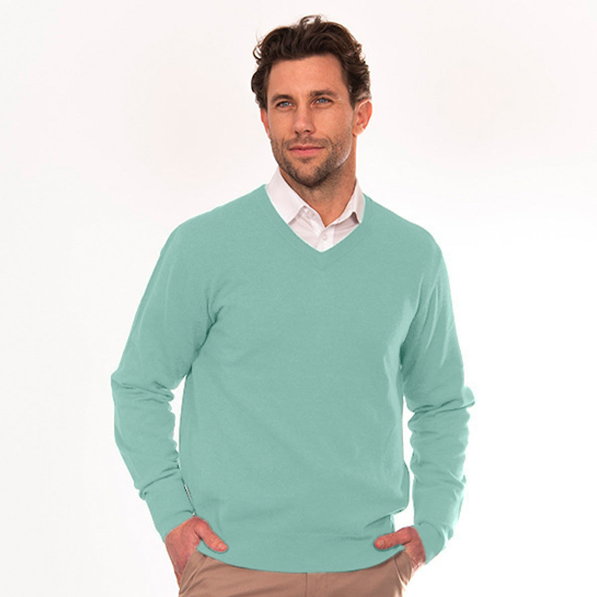 Merino Cashmere Essential Vee Pullover