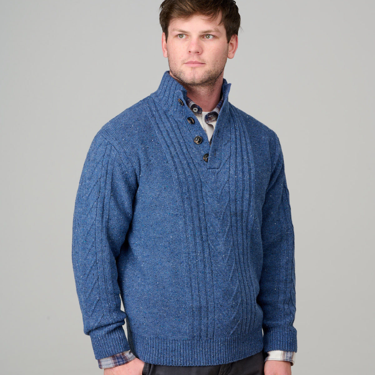 Ansett 100% Australian Pure New Wool Button Collar