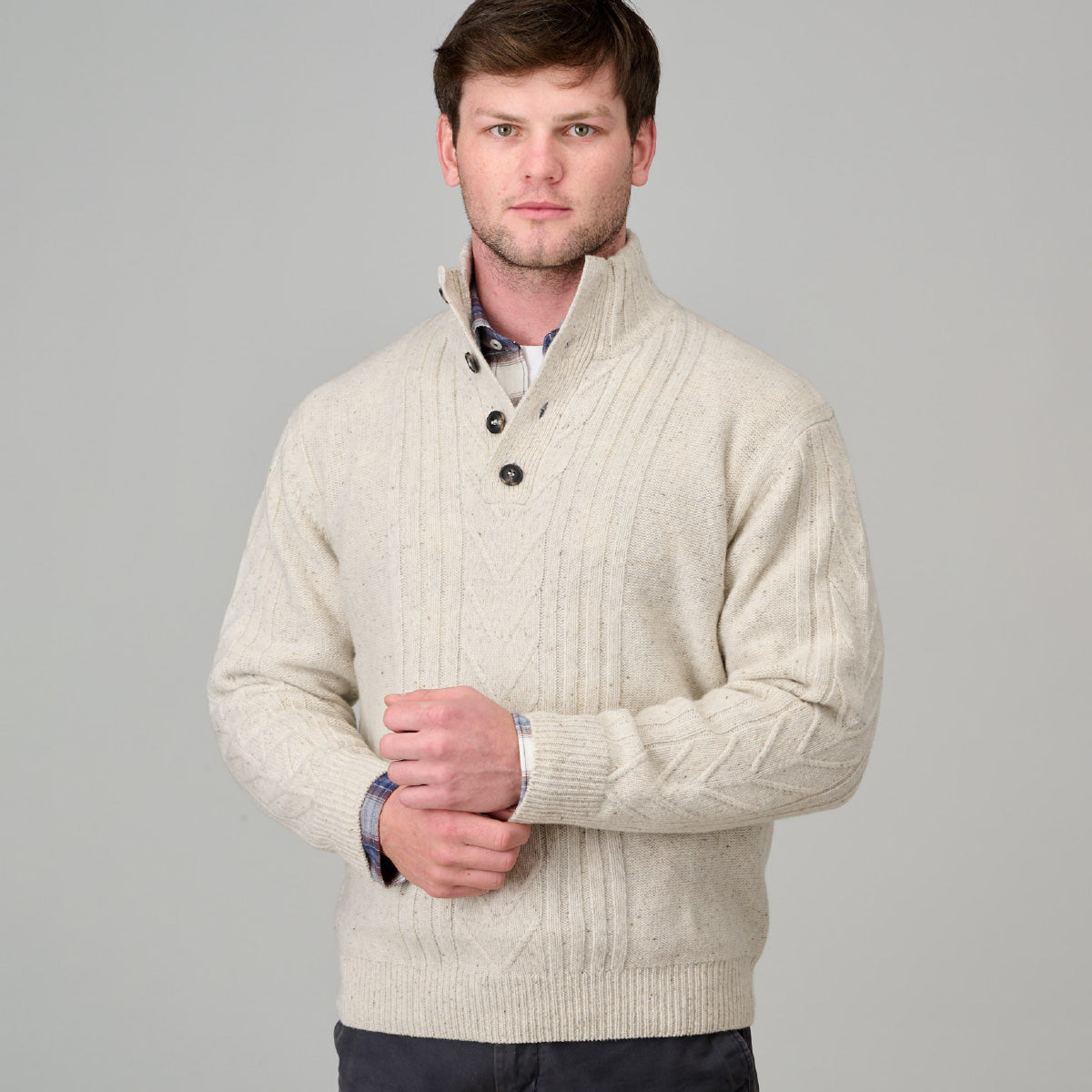 Ansett 100% Australian Pure New Wool Button Collar