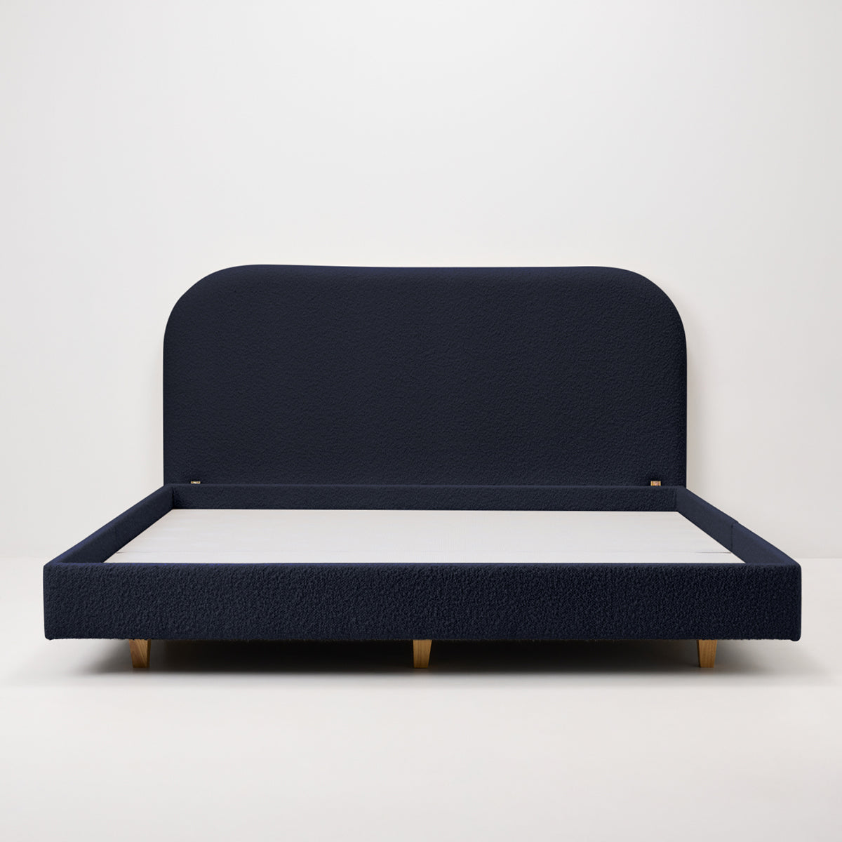 Concealed Base Fabio