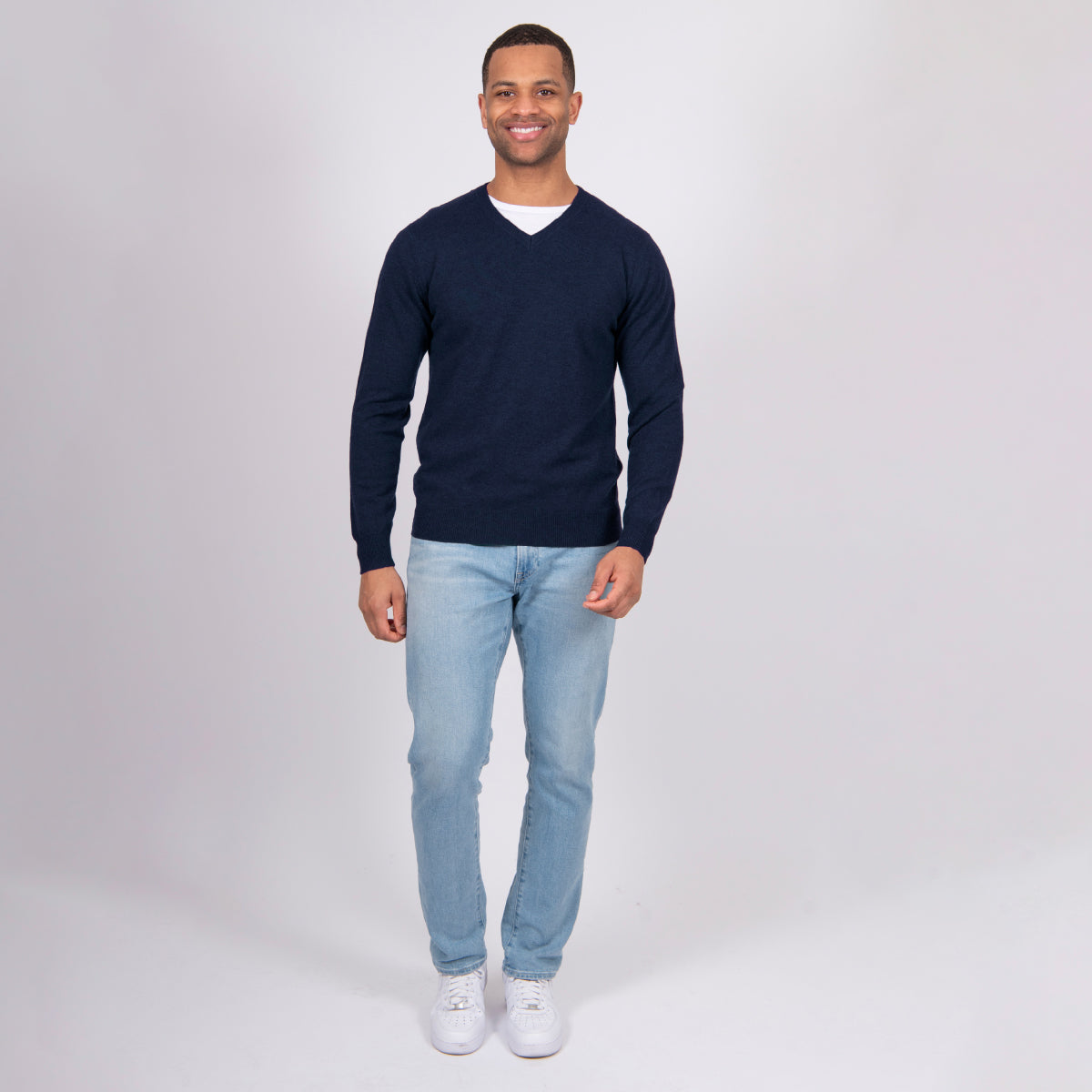 Merino Cashmere Essential Vee Pullover