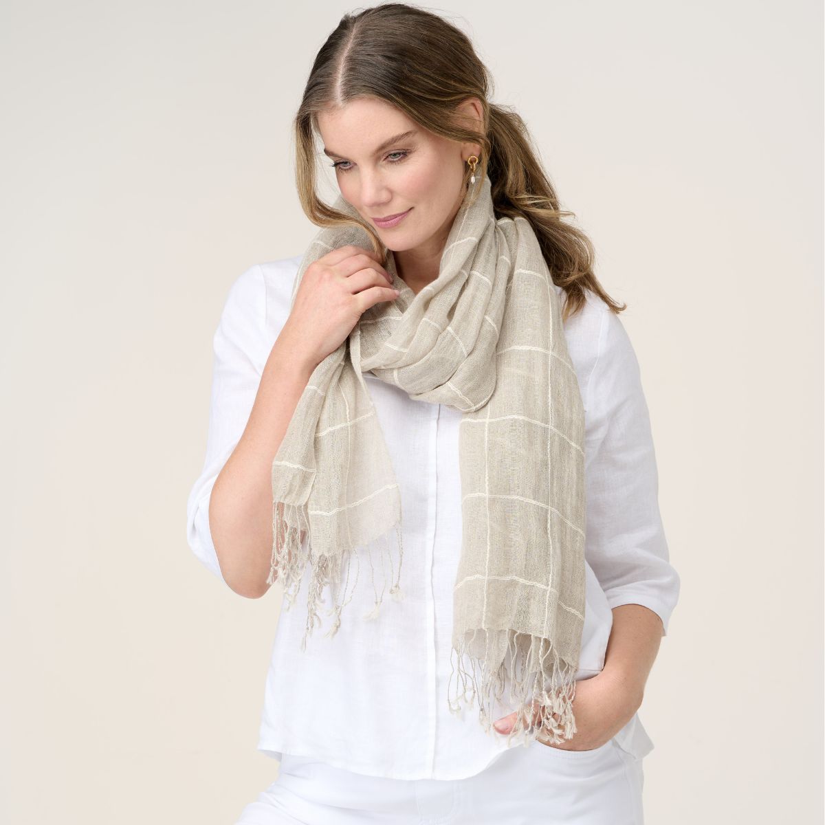 100% Linen Grid Scarf