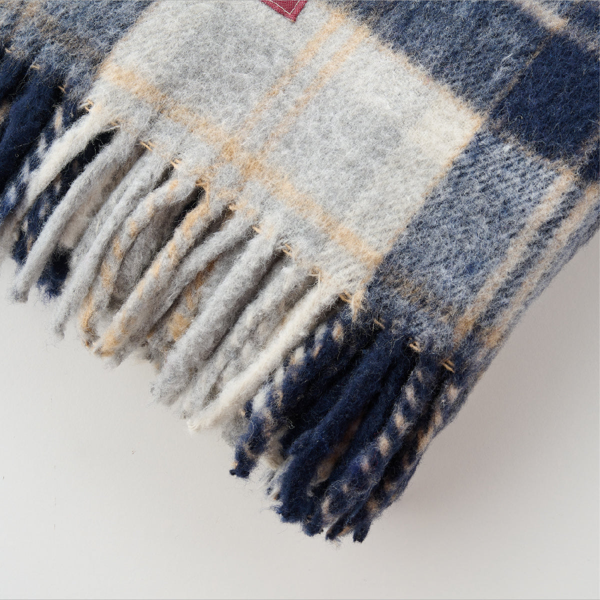 Billabong Fringed Throw Blanket Check