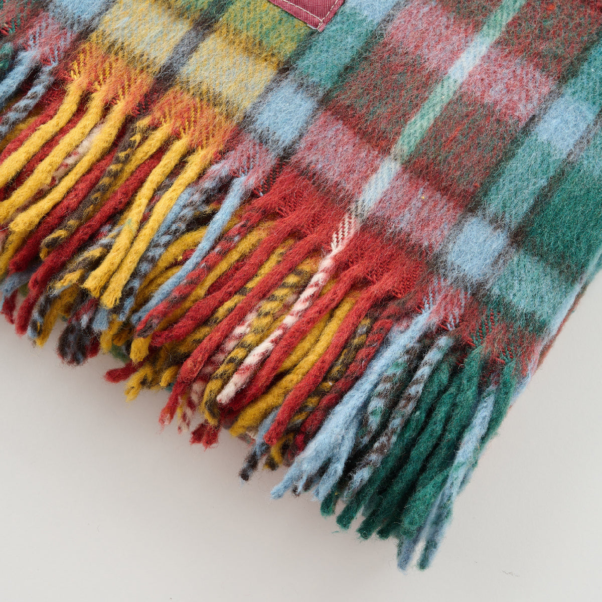 Billabong Fringed Throw Blanket Check