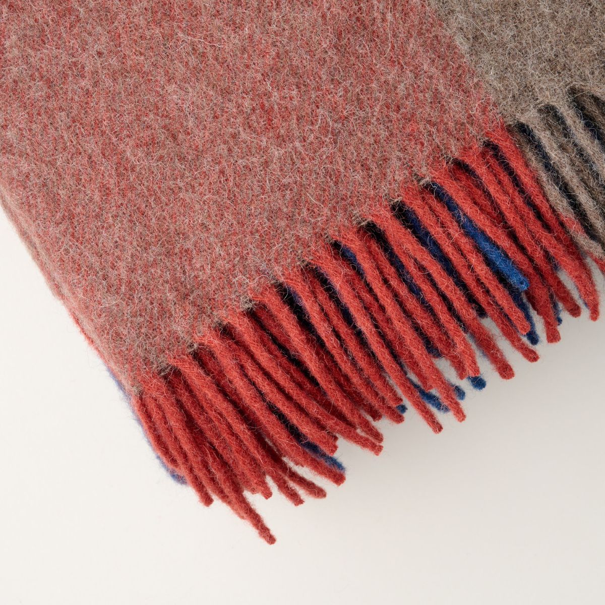 Alpaca Australian Wool Throw Fringe Springmount
