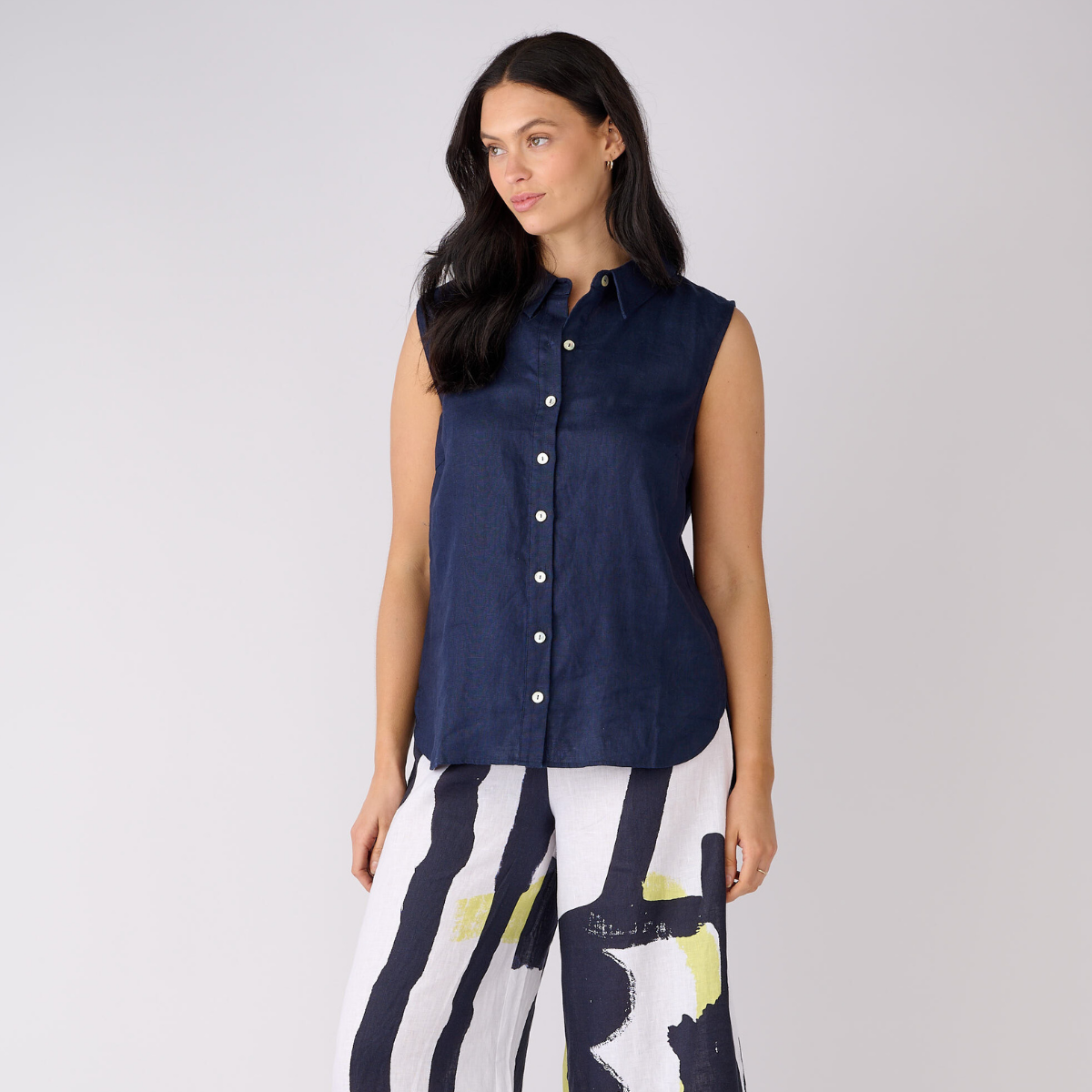 Linen Sleeveless Shirt