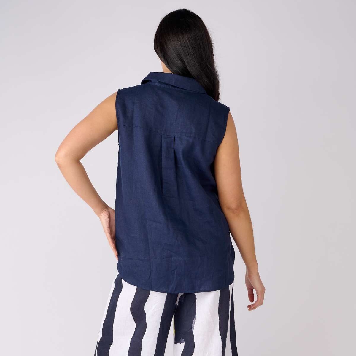 Linen Sleeveless Shirt