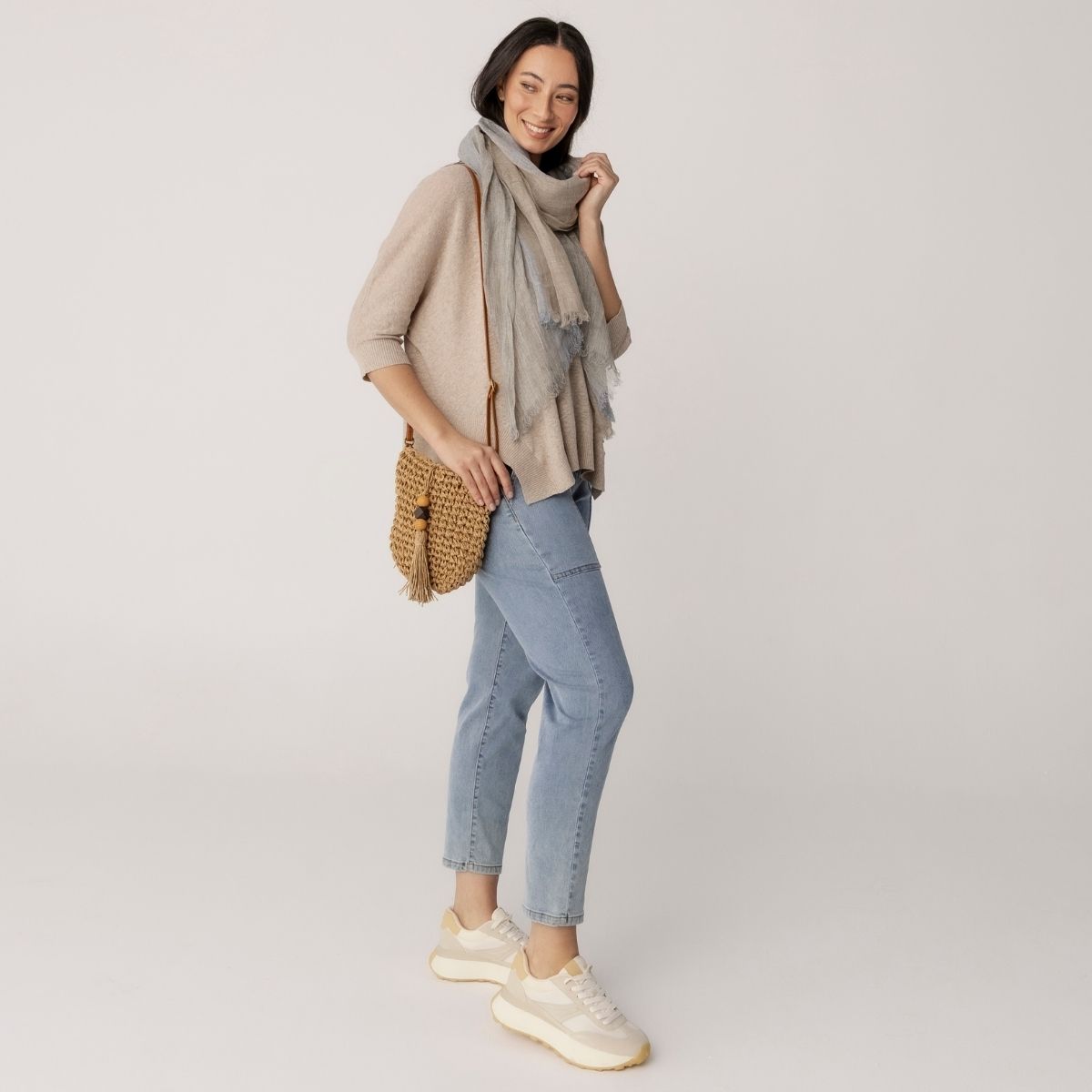 Linen Cotton 3/4 Sleeve V Neck Swing Top