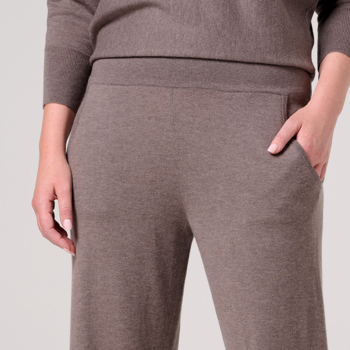 Wool Cashmere Relaxed Pants