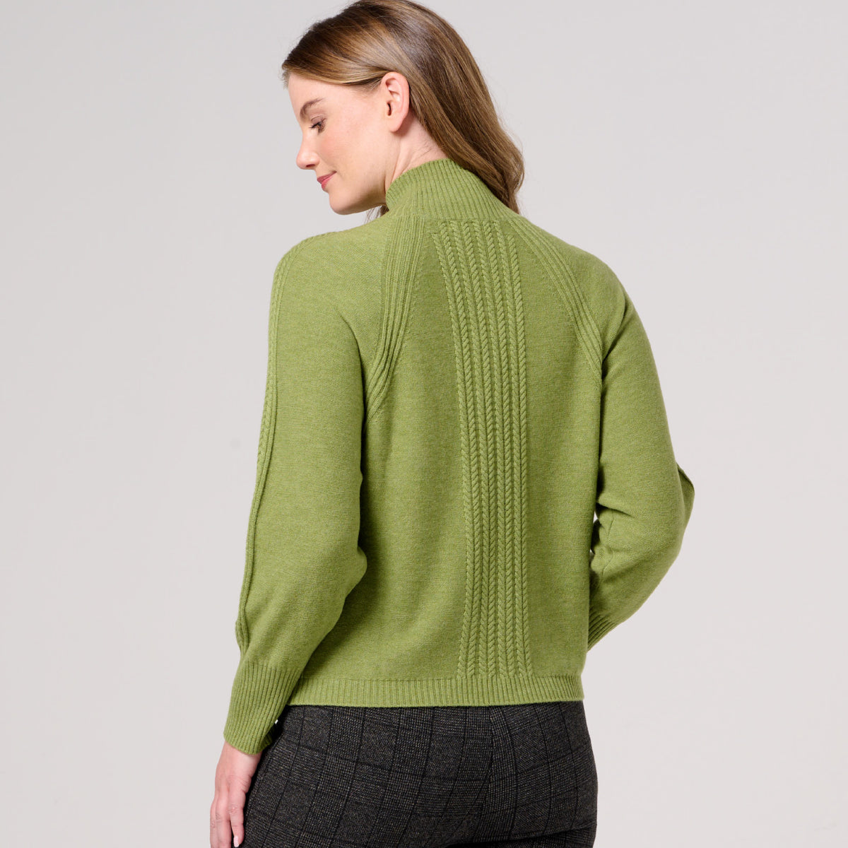 Wool Cashmere Cable Raglan Pullover