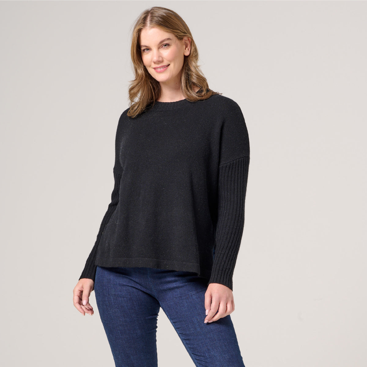 Lambswool Swing Jumper with Ribbed Sleeve
