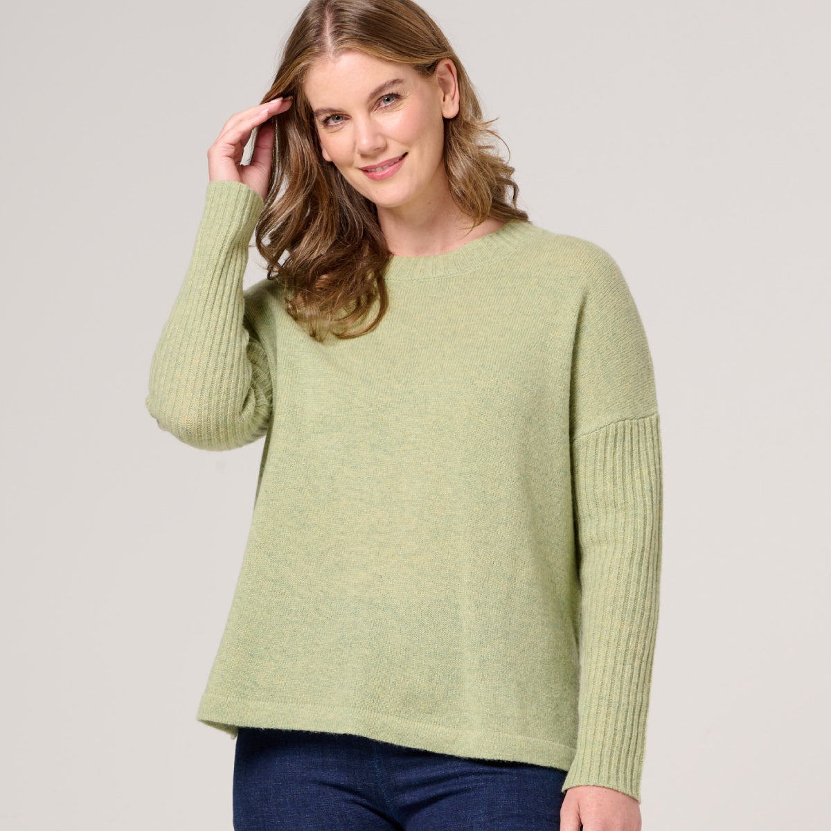 Lambswool Swing Jumper with Ribbed Sleeve