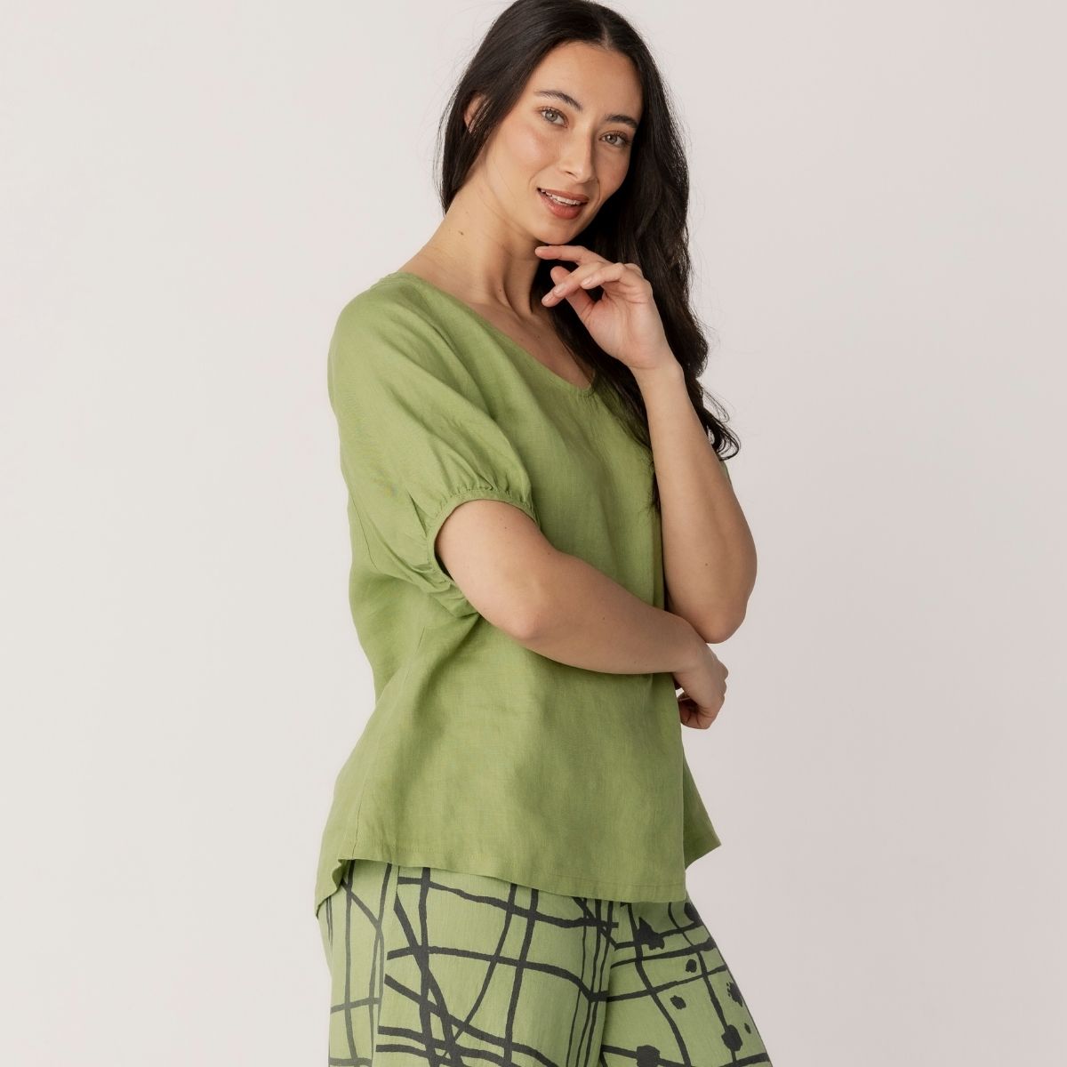 100% Linen V Neck Swing Top