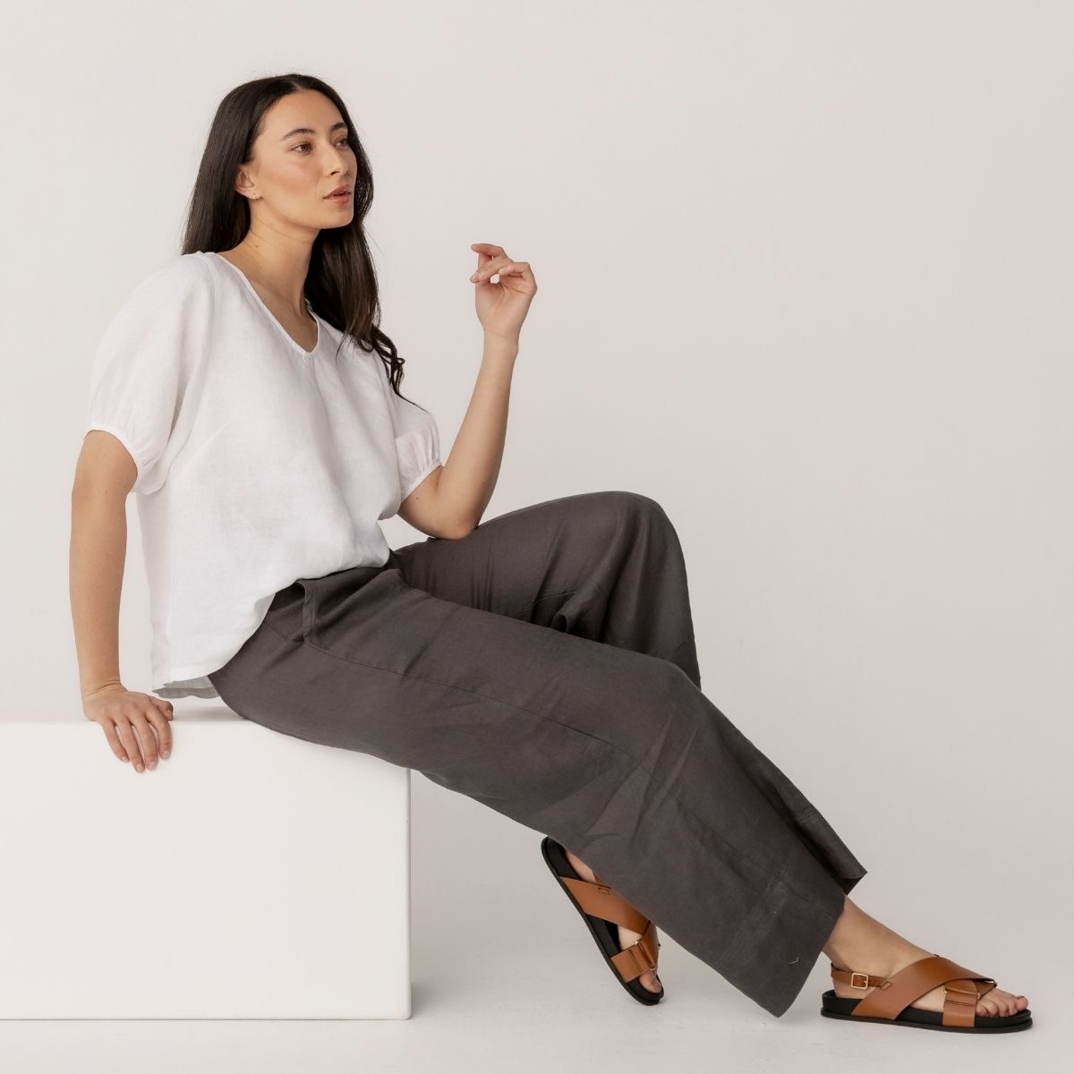 100% Linen 7/ 8 Seam Detail Wide Leg Pants