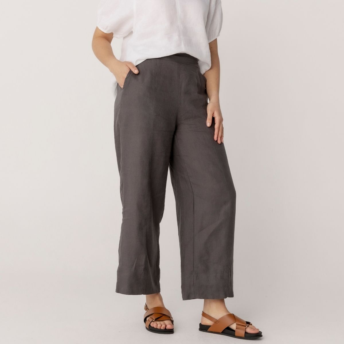 100% Linen 7/ 8 Seam Detail Wide Leg Pants