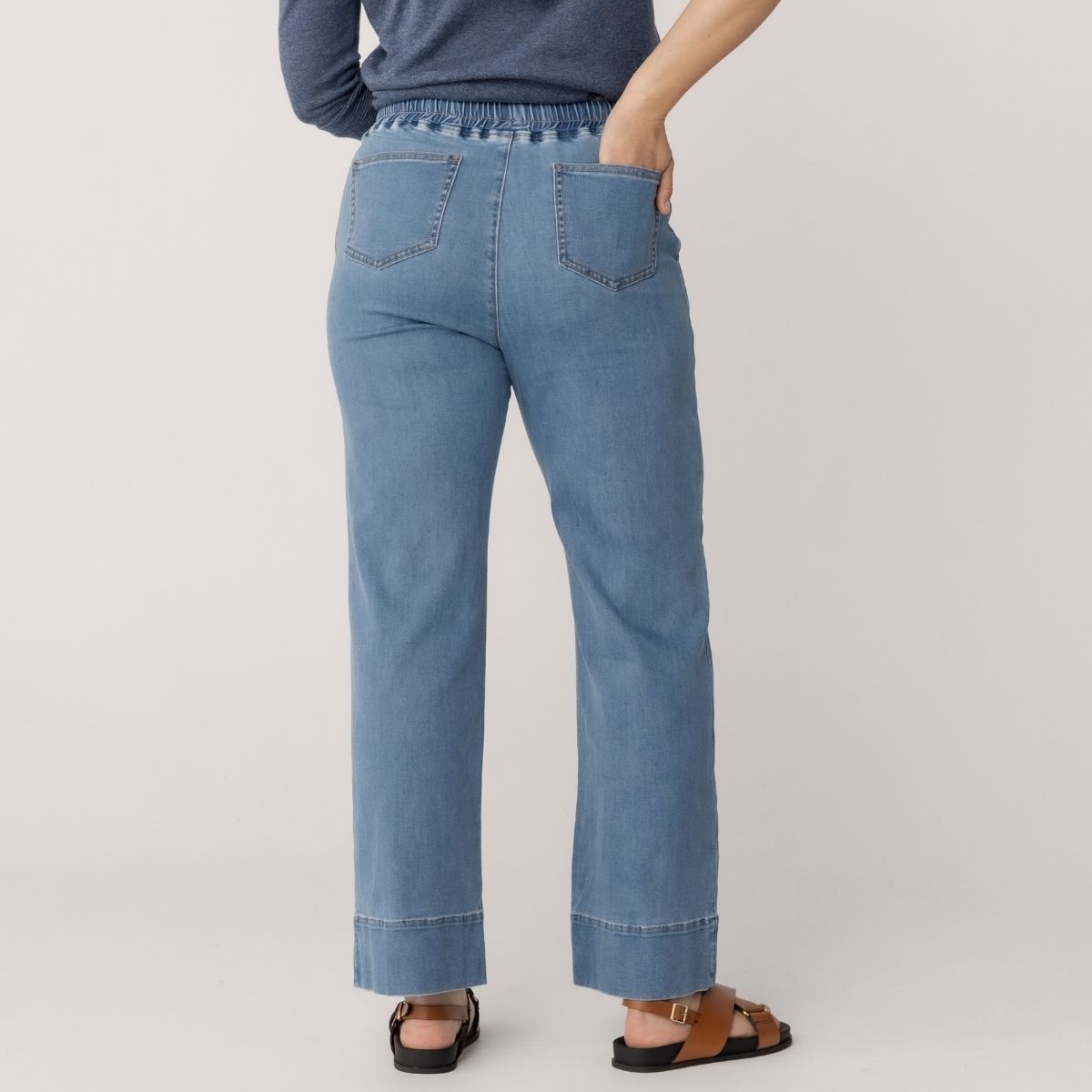 Relaxed Wide Leg Denim Pants