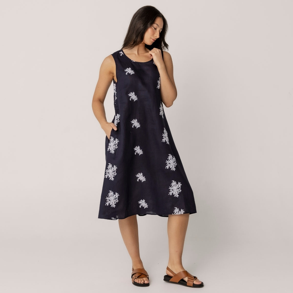Embroidered Linen Sleeveless Pleat Back Dress