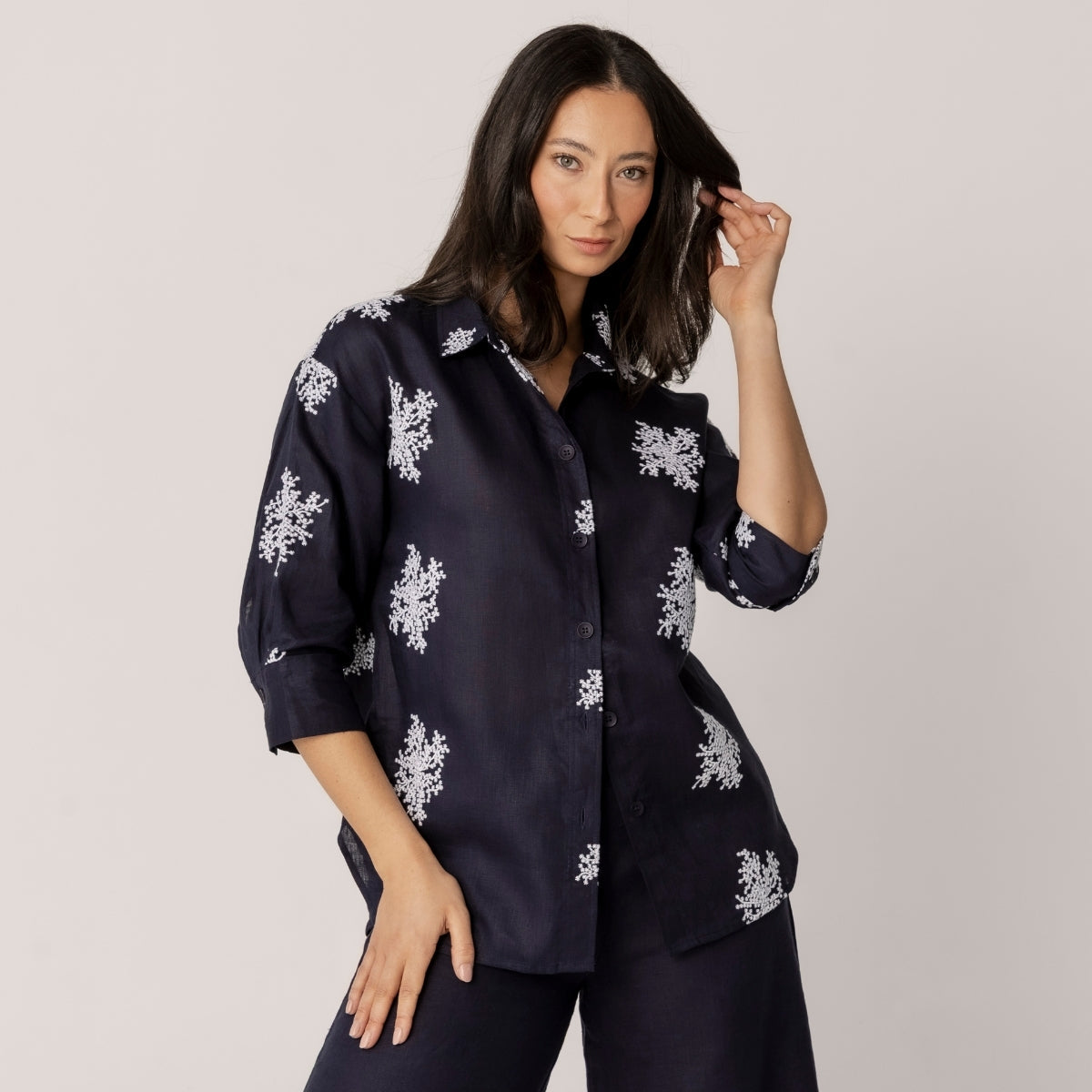 Embroidered Linen ¾ Sleeve Shirt