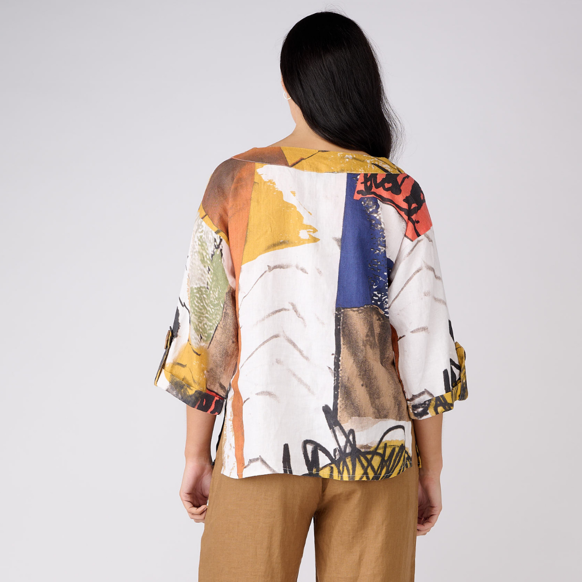 Linen 3/4 Sleeve Feature Top