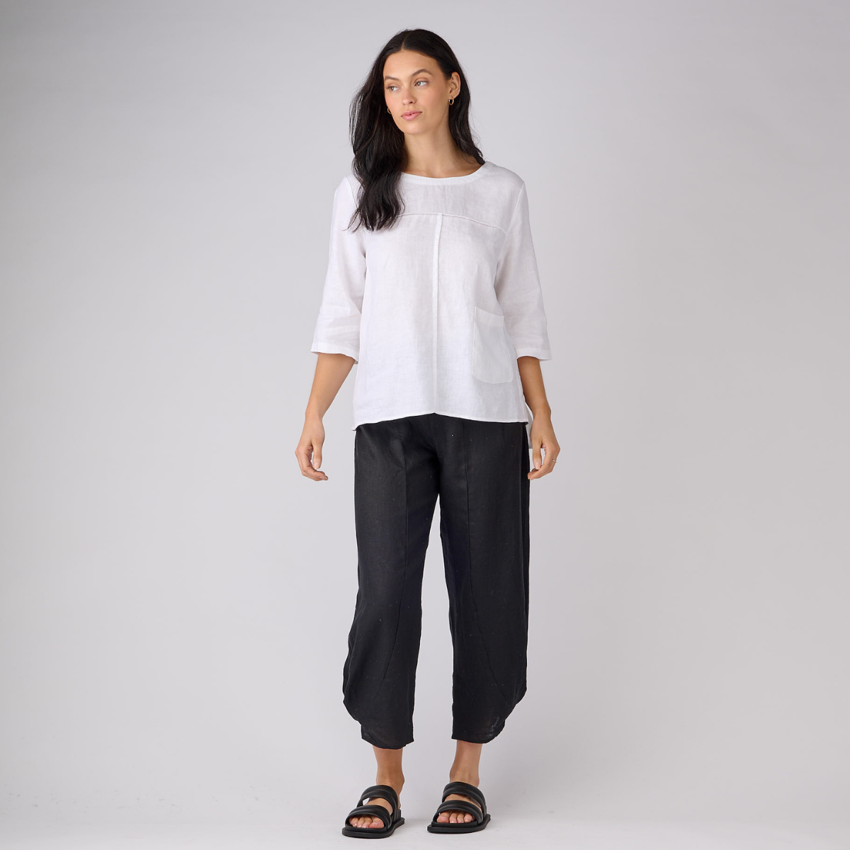 Linen 3/4 Sleeve Seam Detail Top