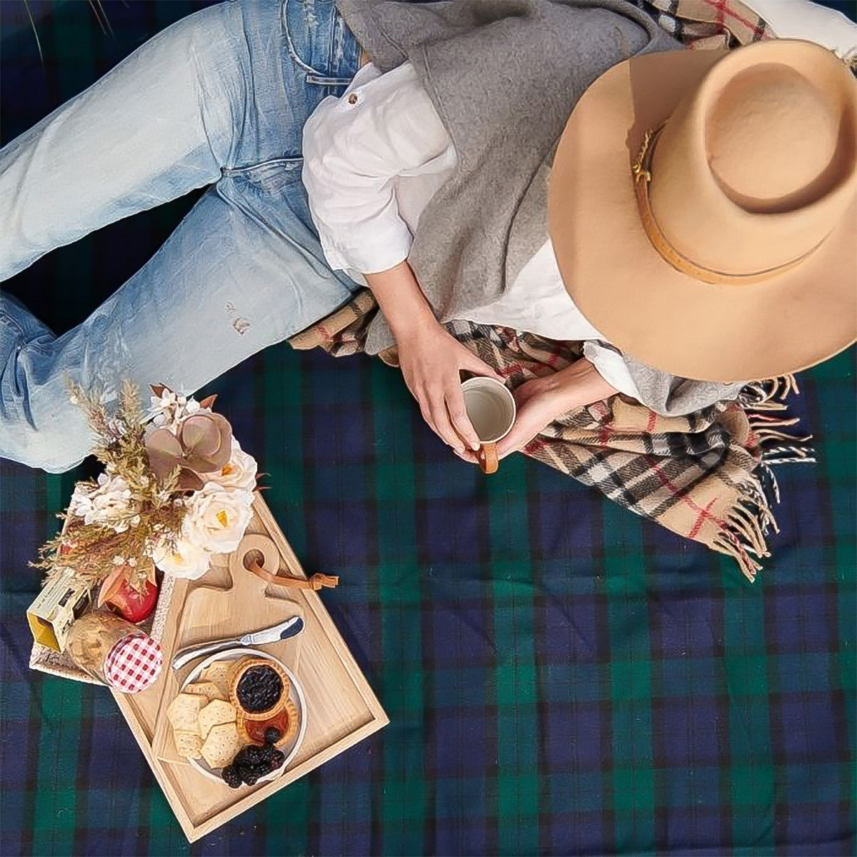 Billabong Waterproof Picnic Blanket Check