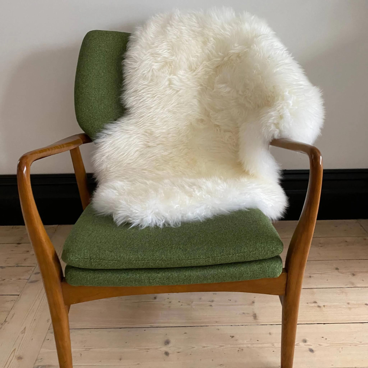 Longwool Sheepskin Rug - 100cm