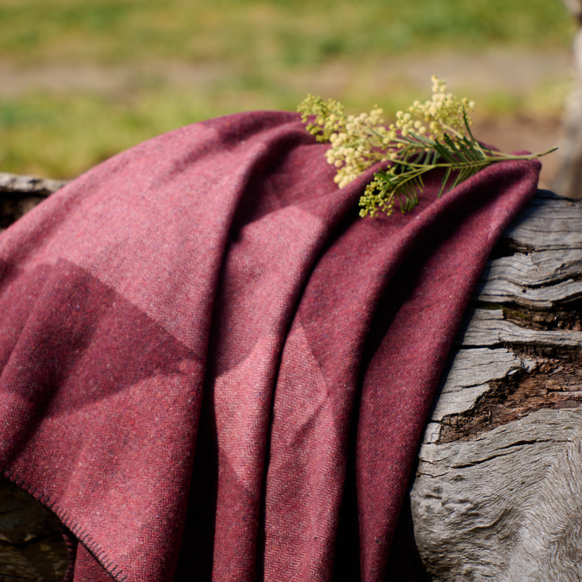 Billabong Picnic Rug Blanket Stitch Herringbone