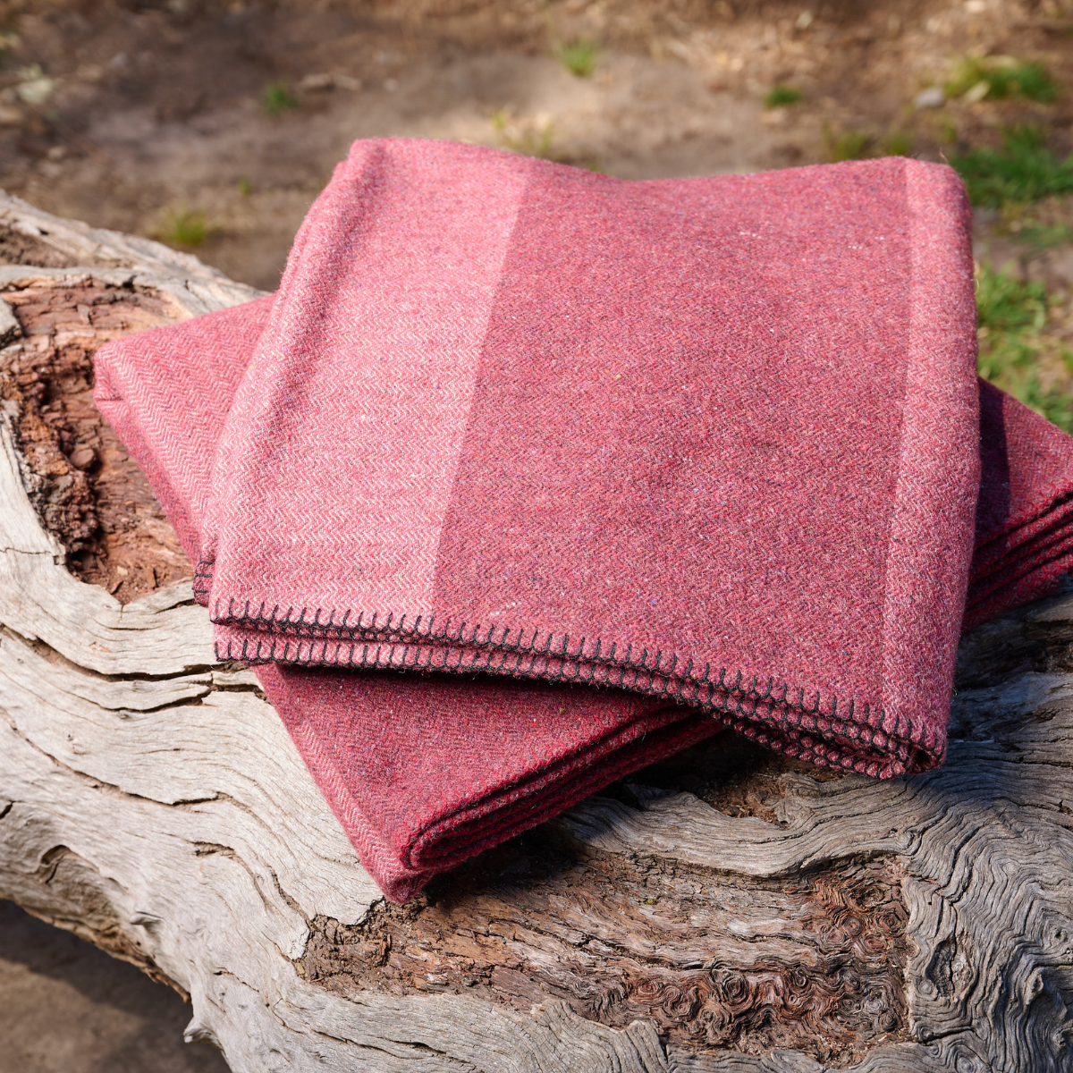 Billabong Picnic Rug Blanket Stitch Herringbone