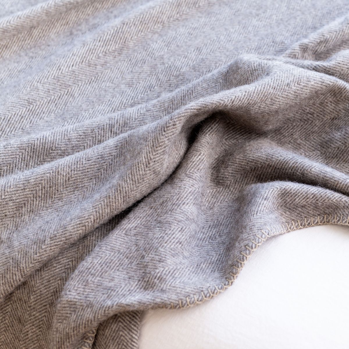 Premium Australian Alpaca Wool Blanket Herringbone