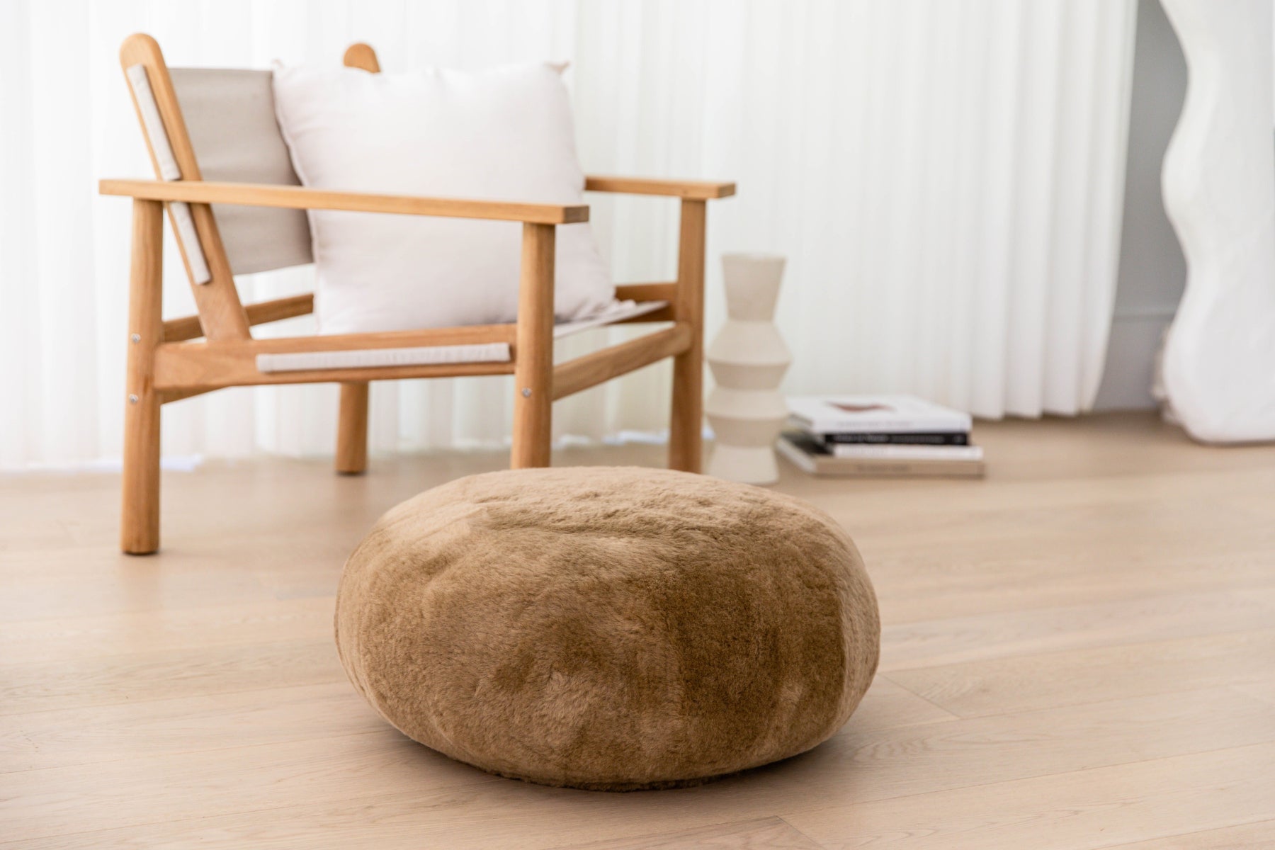 Sheepskin Ottoman Circle 60cm