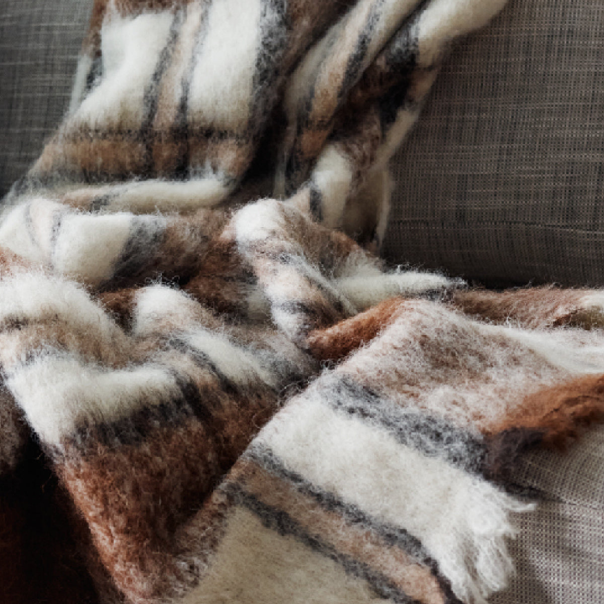 Alpaca Brushed Check Throw