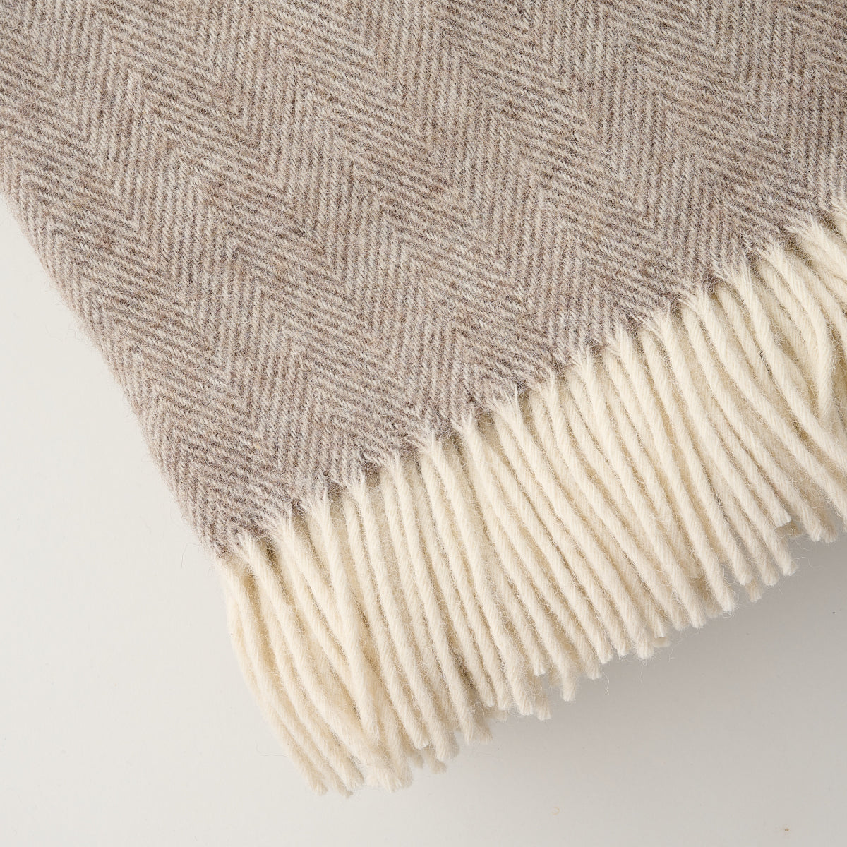 Alpaca Australian Wool Throw Herringbone Blanket Stitch