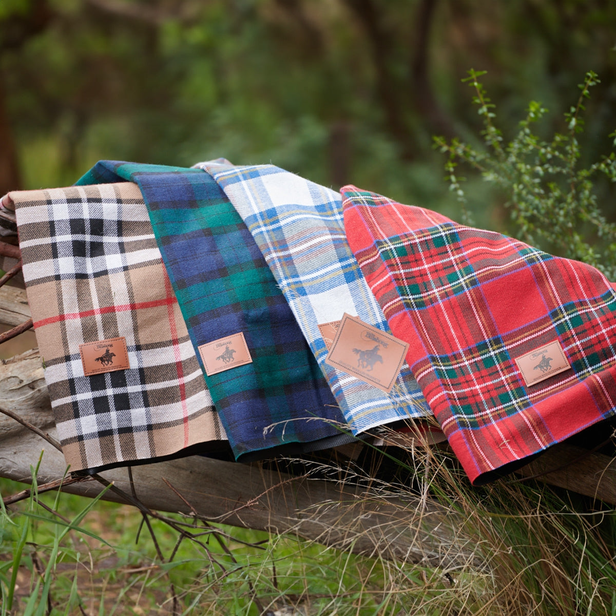 Billabong Waterproof Picnic Blanket Check - 4 Pack