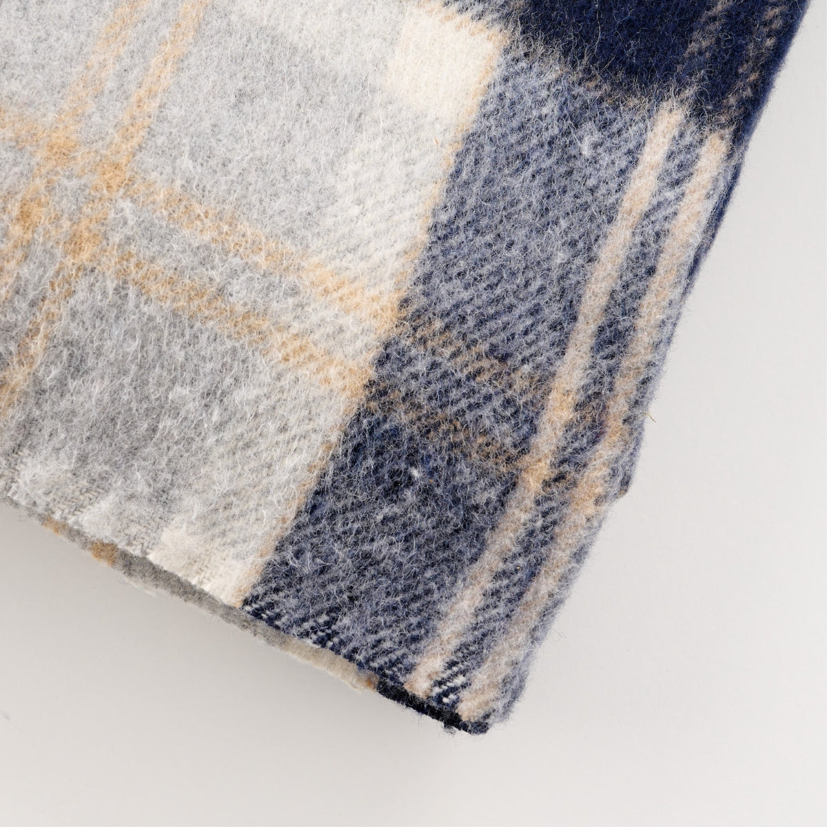 Billabong Multi Purpose Blanket Raw Edge Check