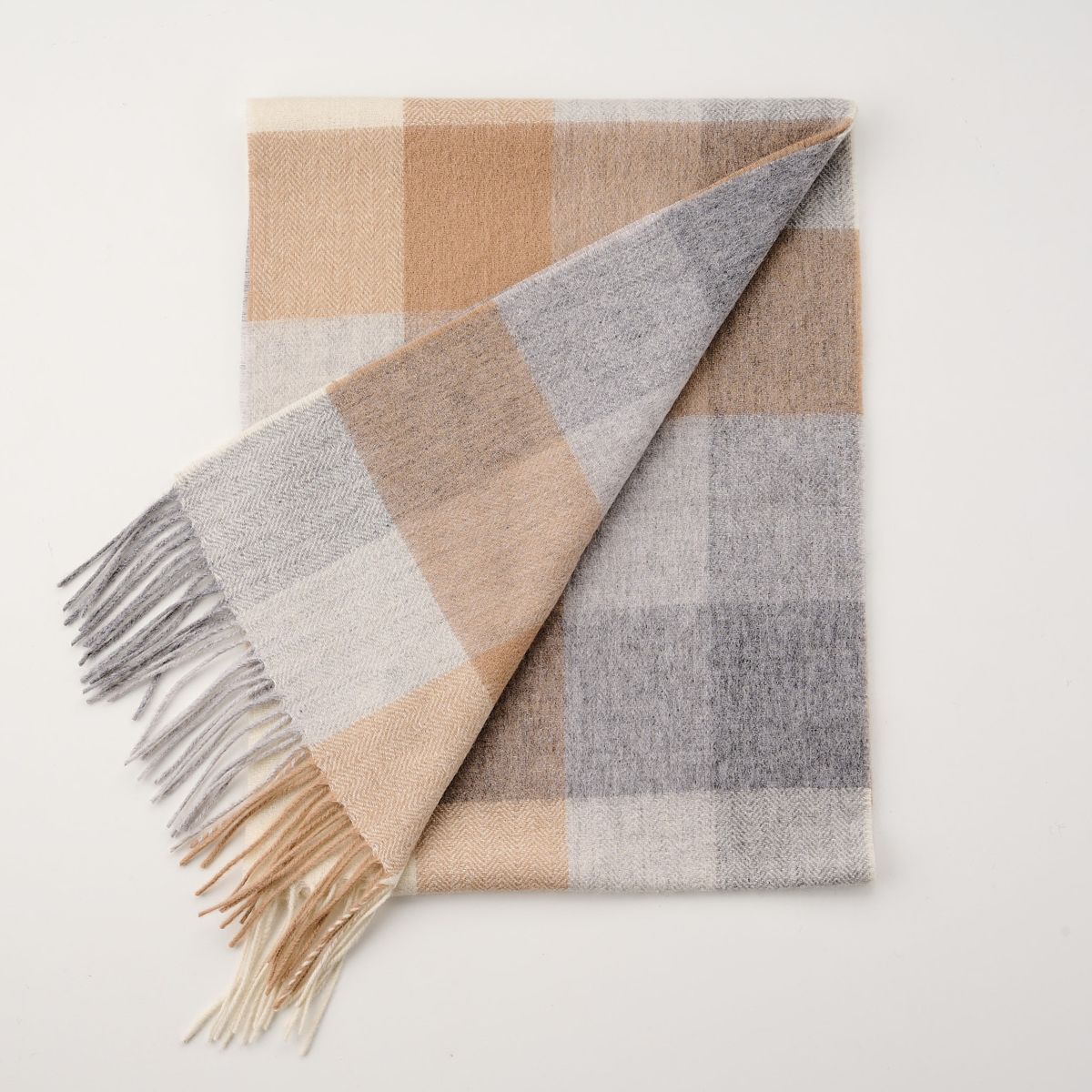 100% Lambswool Check Scarf