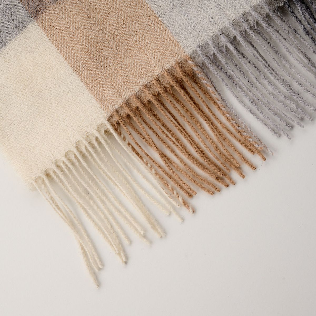 100% Lambswool Check Scarf