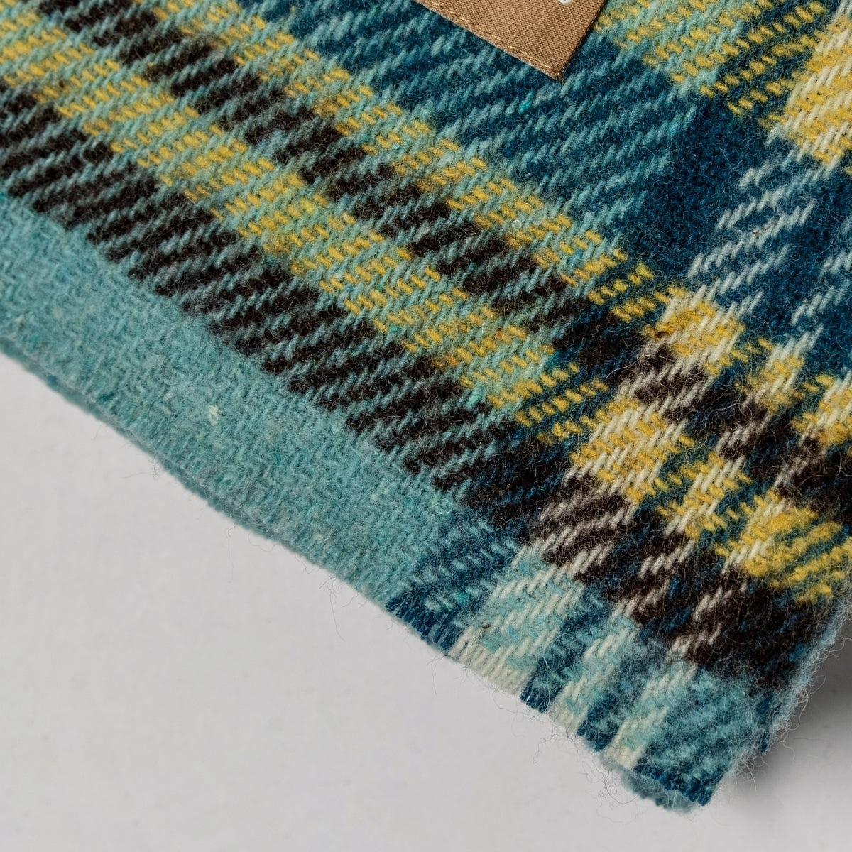 Billabong Multi Purpose Blanket Raw Edge Check III