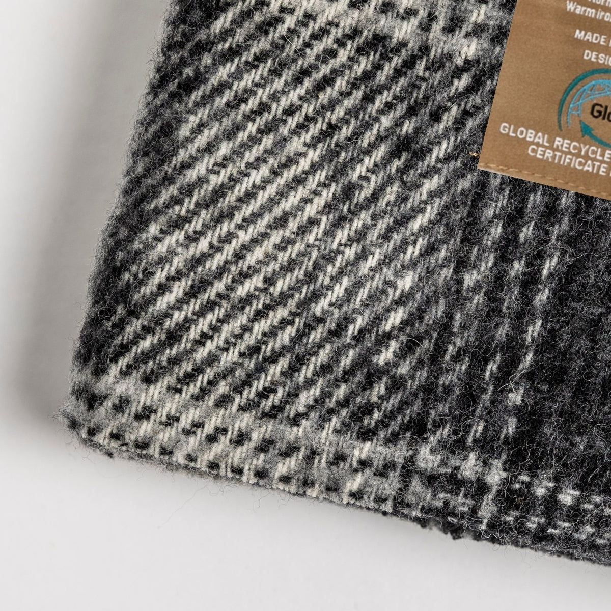 Billabong Multi Purpose Blanket Raw Edge Check II