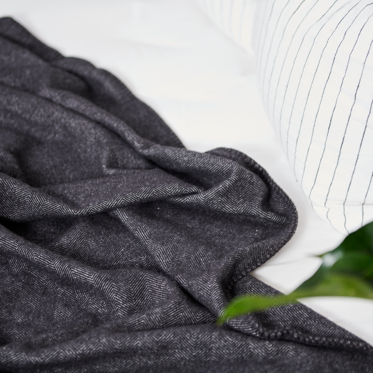 Alpaca Australian Wool Throw Herringbone Blanket Stitch