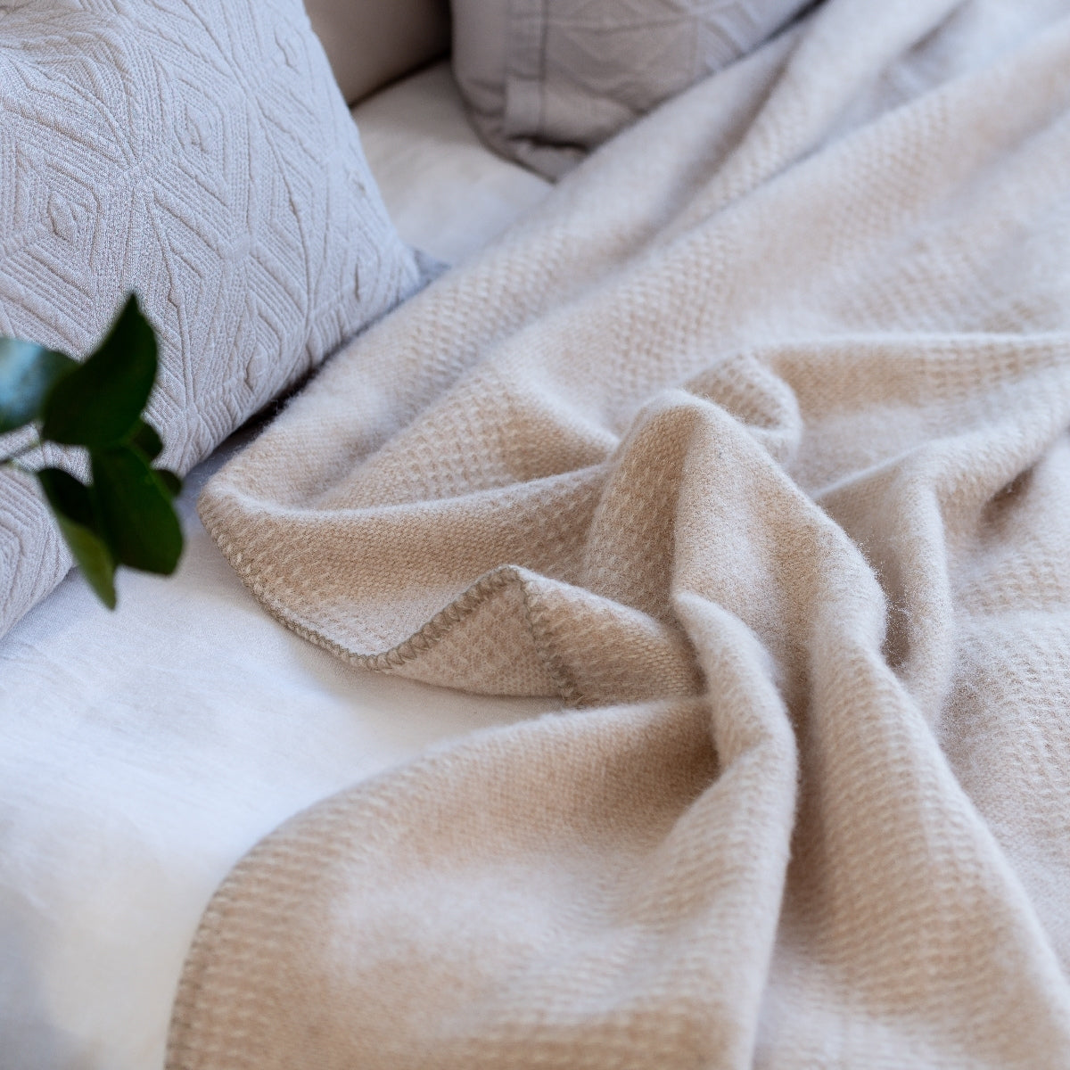 Alpaca Australian Wool Throw Combo Blanket Stitch – Creswick Wool