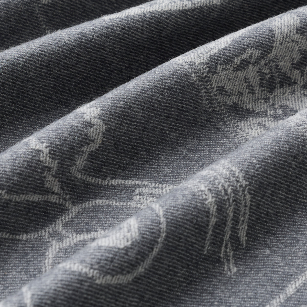Lambswool Fringed Throw
