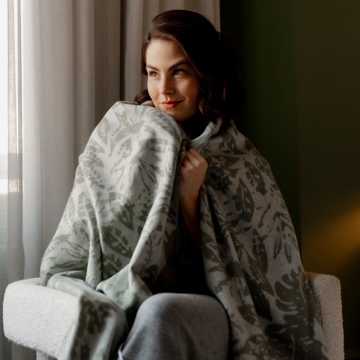 Lambswool Fringed Throw