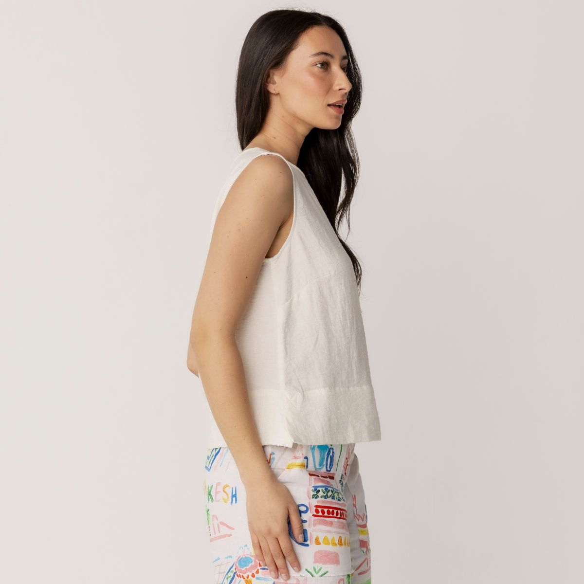 Rayon Nylon Linen Button Back Shell Top