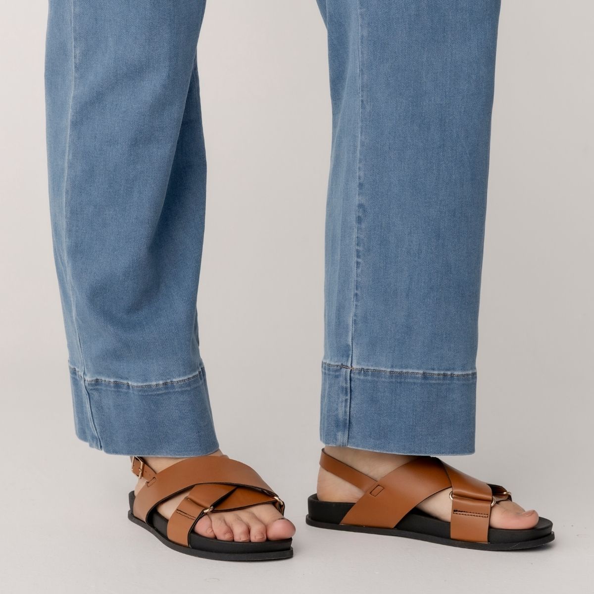 Relaxed Wide Leg Denim Pants