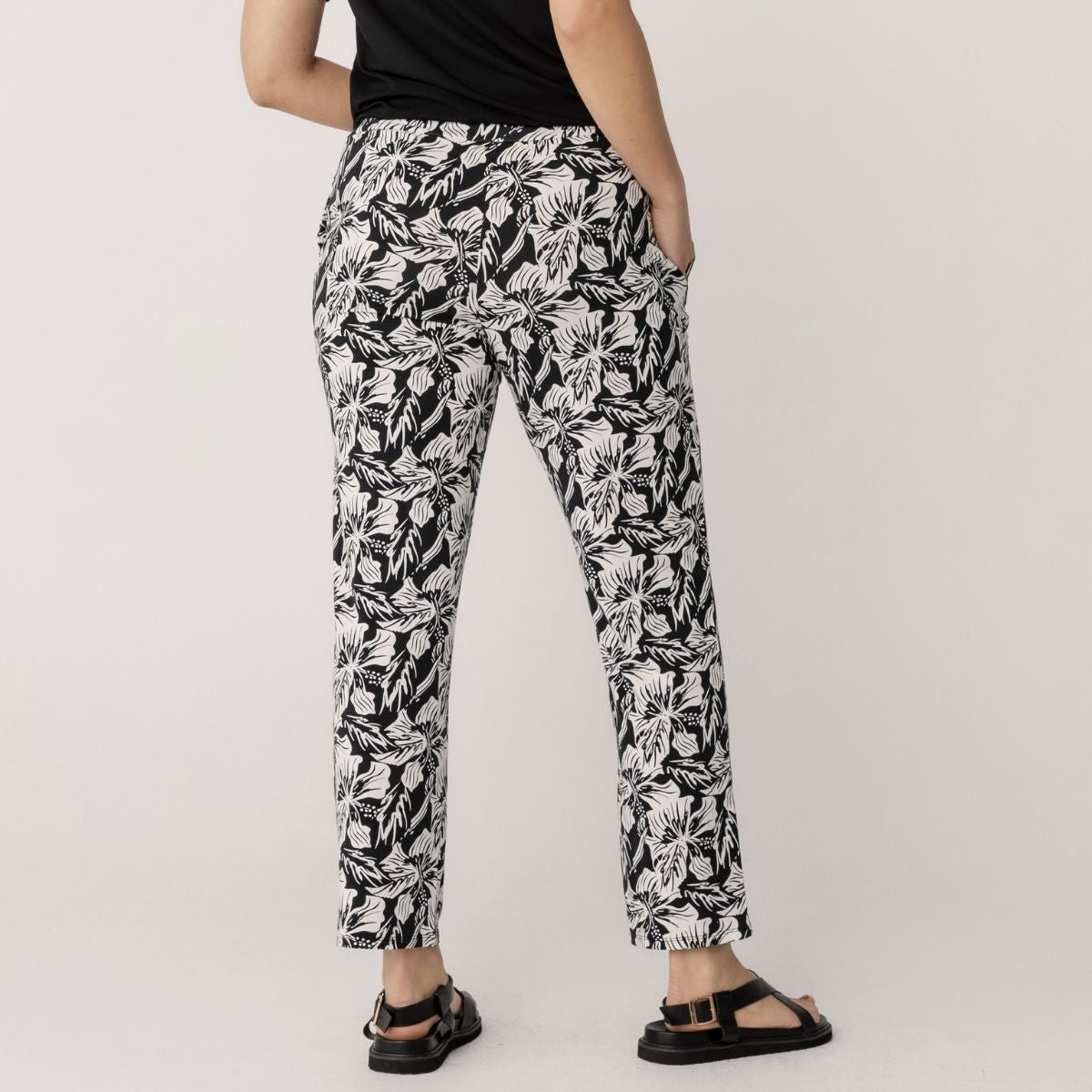 Bamboo Relaxed Pants 7/8