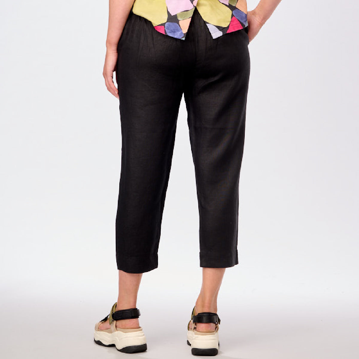 7/8 Flat Front Narrow Leg Pants